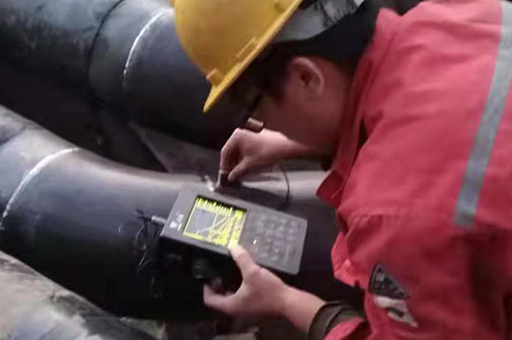 <a href=http://www.cofh.com.cn/e/tags/htag.php?tag=jinan target=_blank class=infotextkey>濟南</a>不銹鋼壓縮空氣管道安裝現場